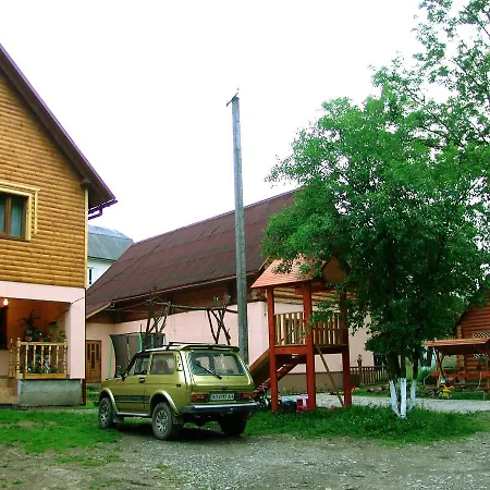 Vasha Hata Деревянный коттедж